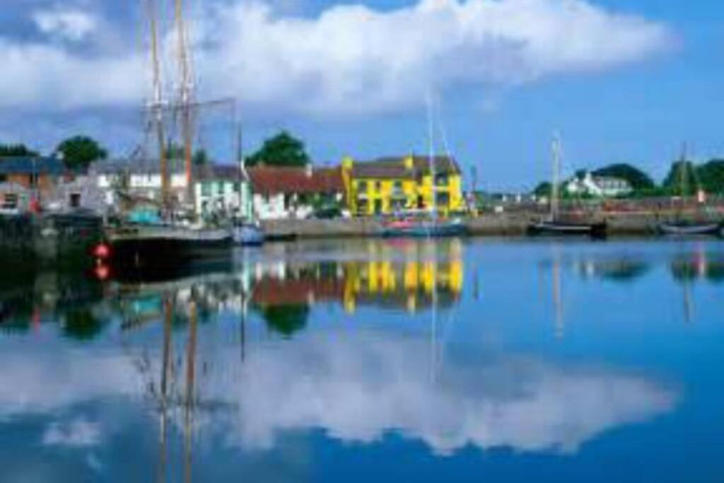 Tigh Noor - Escape To Kinvara By The Sea! Голуей Екстериор снимка