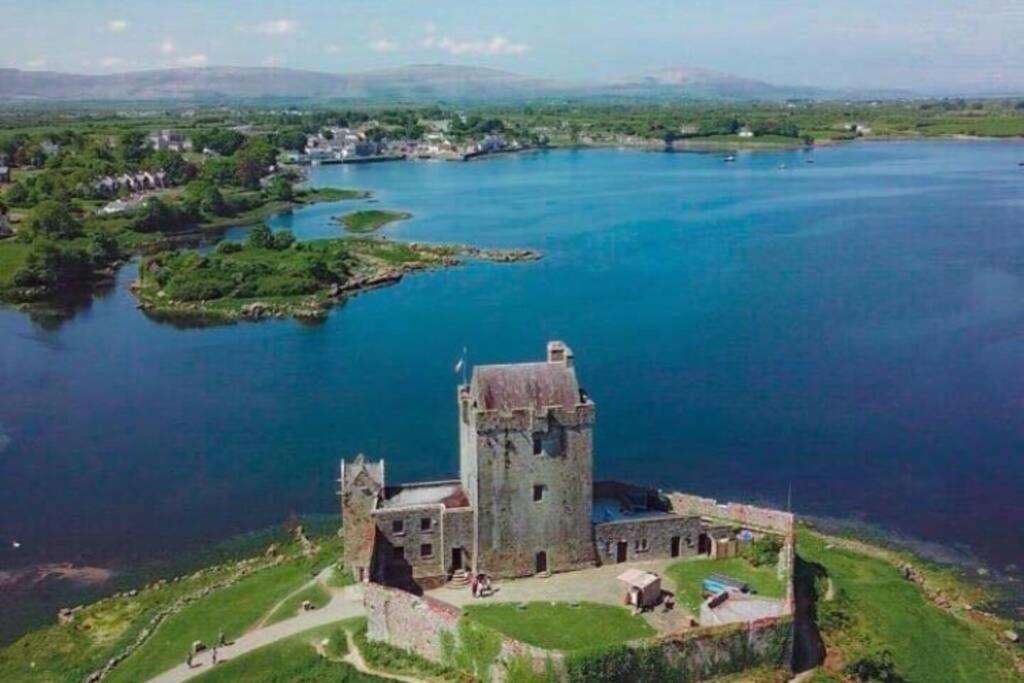 Tigh Noor - Escape To Kinvara By The Sea! Голуей Екстериор снимка